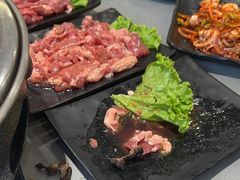 -啊美丽炭火烤肉(滑翔一店)