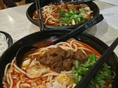 -鑫花溪牛肉米粉(凤凰街创始总店)