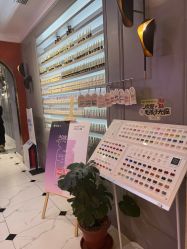 -爱空间美睫健康美甲