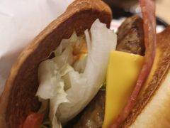 星级厚做和牛堡-肯德基(平江新城店)