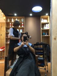 -明洞造型精品烫染