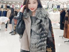 -肃宁华斯国际裘皮城