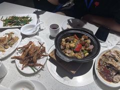 -肥仔文澳门猪骨煲(南京西路店)