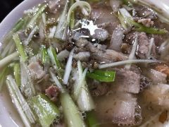 -金卯白肉罩火烧