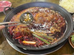 -黄潇洒老火锅(九眼桥宏济巷店)