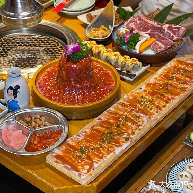 成都老牌日式烧肉丨实惠量大，和牛、五花、寿司好好吃😆