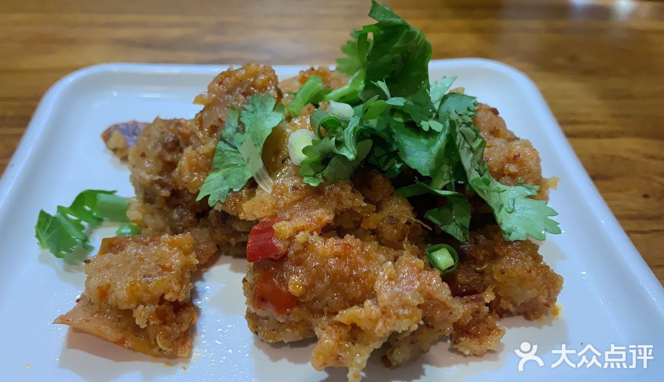从小吃到大的童年记忆，小粉=素米线、羊肉笼笼、红烧羊