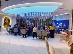 -奈雪的茶(亨特国际广场店)