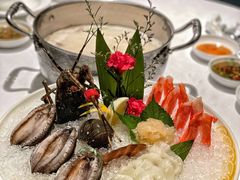 海鲜拼盘（小青龙）-红雀围·海鲜火锅(陆家嘴中心店)