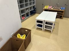 -龙格亲子游泳·水育早教运动中心(龙湾天街店)