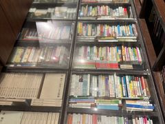 -钟书阁(松江泰晤士小镇店)