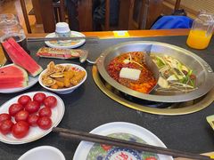 -沸炉重庆老火锅(军事博物馆店)