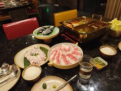 -雾山韩式烤肉·海南糟粕&椰子鸡火锅·海景餐厅(三亚绿发山海天JW万豪酒店)