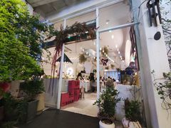 -春树下·树屋花房西餐厅(罍街AS1980店)