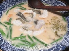 -荣家黄鱼面(前滩太古里店)