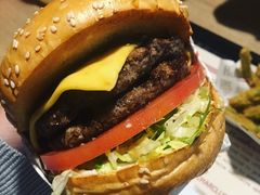 -The Habit Burger Grill 哈比特汉堡(复兴soho店)
