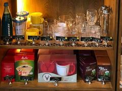 -星巴克(汇亚大厦店)