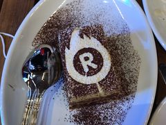 -城市大道红炉披萨烘焙坊