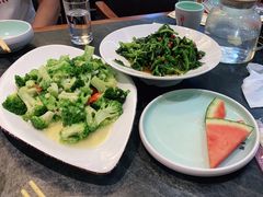 -李记饺子·熏酱东北菜(欢乐谷店)