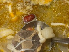 -顶顶汤火牛排火锅·经典铜锅涮肉