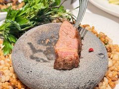 -Erman岩烧牛排(虹桥南丰城店)