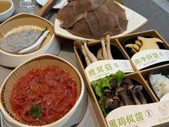 -海底捞火锅(凯德广场店)