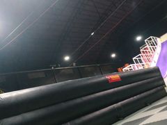 -嘿哟动霸CHUA·新潮玩运动娱乐中心·蹦床滑冰团建乐园