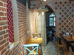 大堂-疆里疆外·和田烤肉·清真