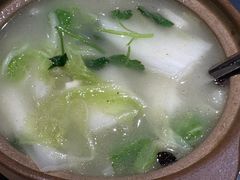 砂锅白菜豆腐-直隶安家牛肉罩饼(建华店)