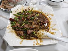 -余杨鸭鸭餐厅