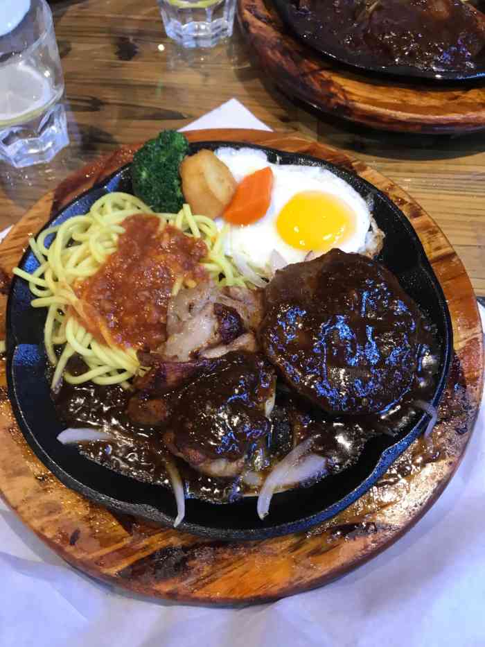 西缘牛排(融创茂店)-"[笑哭][笑哭]跟小侄女约了说融创茂走走.