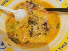 -粉小主·贵州酸汤牛肉粉(南京仙林金鹰店)