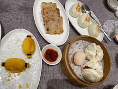 -香港百合居(LCM置汇旭辉广场店)