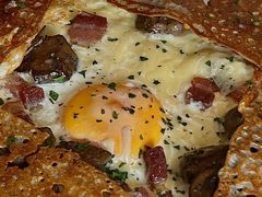 蘑菇熏肉荞麦可丽饼-RAC BAR(安福路店)