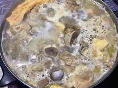 胡椒雞腳豬骨煲-富来美食(成发大厦店)