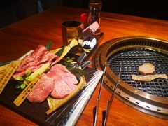 -肉魁屋·烧肉·烧鸟·酒场(高新店)