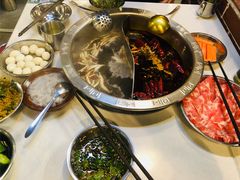 -憨铁匠老火锅(龙岗万科里店)