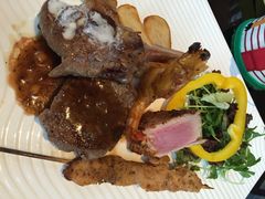 唐拉雅秀思创-唐拉雅秀酒店-西锦汇空中BBQ·思创餐厅