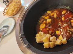 -人民公社铁锅炖·东北菜(卫国道店)
