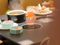 -钱小奴海鲜自助黑金店(杭州滨江龙湖店)