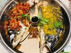 鸳鸯鱼头王至尊版(配送湖南米粉)-望湘园·湖南菜(宏伊店)
