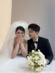 -雪中彩影婚纱摄影·微光艺术中心