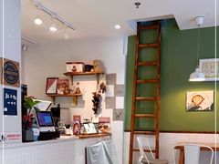 -红小姐咖啡馆(西津渡店)