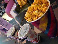 -保利万和CFR国际影城(钱江世纪城店)