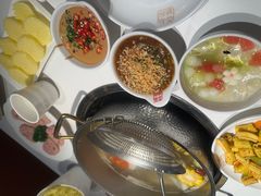 -犇鼎牛潮汕牛肉火锅(新辰里学清路店)