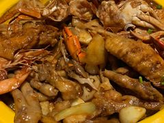 -多嘴肉蟹煲(万达店)