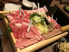 -我那覇豚肉店(カフーナ旭橋店)