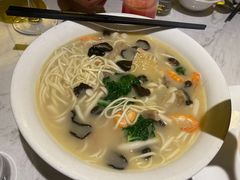 -拾溪餐厅·包厢(杭州千禧度假酒店)