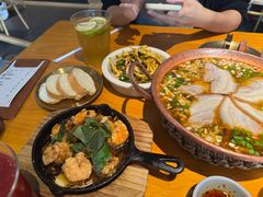 -SHAN山(前滩太古里店)