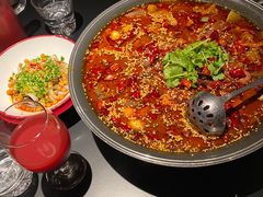 -麻六记(凤凰汇店)